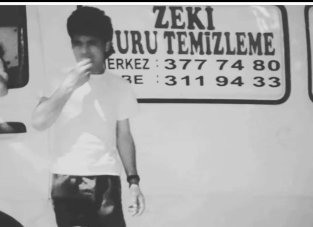 Zeki Kuru Temizleme 1992 Servis Aracı